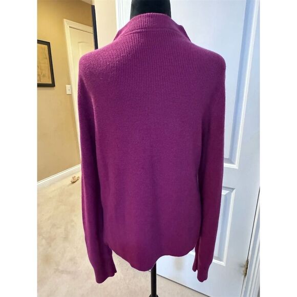 EUC Lululemon Women's Mock Turtleneck Pullover Sweater Magenta Size M - Picture 2 of 4